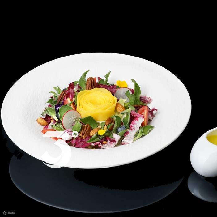 Salad sayur-sayuran kacang